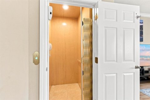 Duplex à vendre à Palmetto, Floride: 4 chambres, 264.59 m2 № 2272798 - photo 13