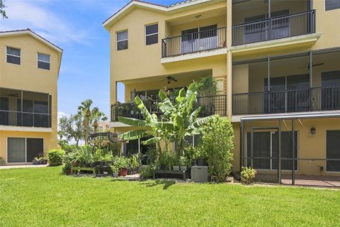 Duplex à vendre à Palmetto, Floride: 4 chambres, 264.59 m2 № 2272798 - photo 7