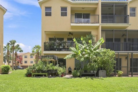 Duplex à vendre à Palmetto, Floride: 4 chambres, 264.59 m2 № 2272798 - photo 8