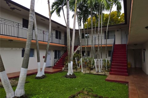 Apartment in Sweetwater, Florida 3 bedrooms, 88.26 sq.m. № 2001485 - photo 3