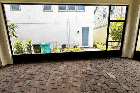 House in Orlando, Florida 4 bedrooms, 272.48 sq.m. № 2208840 - photo 26