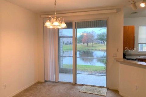 Townhouse in Tampa, Florida 2 bedrooms, 105.35 sq.m. № 1828011 - photo 4