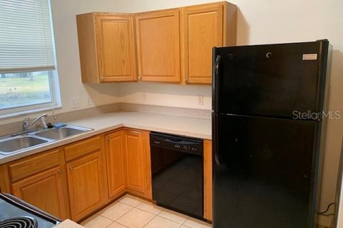 Townhouse in Tampa, Florida 2 bedrooms, 105.35 sq.m. № 1828011 - photo 8