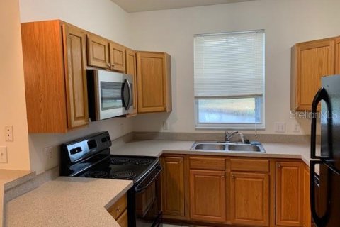 Townhouse in Tampa, Florida 2 bedrooms, 105.35 sq.m. № 1828011 - photo 7