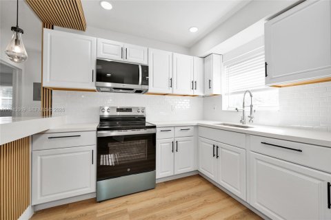 Villa ou maison à vendre à Fort Lauderdale, Floride: 4 chambres, 128.58 m2 № 1999405 - photo 8