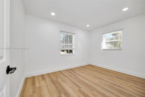 Villa ou maison à vendre à Fort Lauderdale, Floride: 4 chambres, 128.58 m2 № 1999405 - photo 10