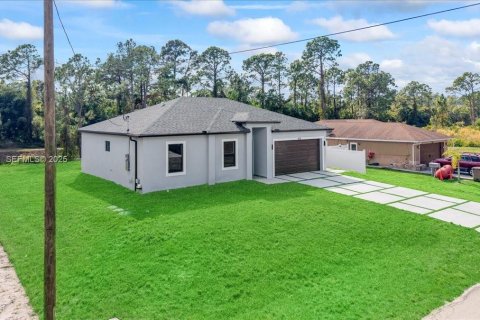 Casa en venta en Lehigh Acres, Florida, 3 dormitorios, 117.99 m2 № 1989592 - foto 6