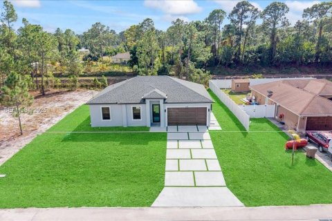 Casa en venta en Lehigh Acres, Florida, 3 dormitorios, 117.99 m2 № 1989592 - foto 8