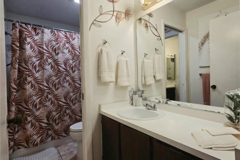 Condo in Fort Myers, Florida, 3 bedrooms  № 2216446 - photo 12