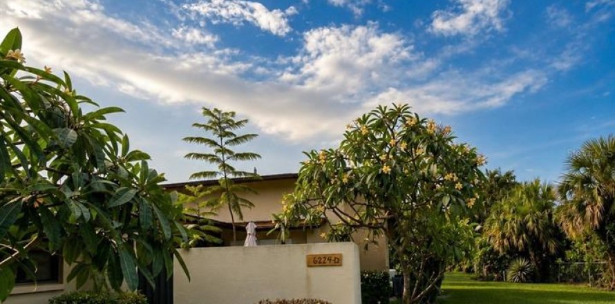 Condo in Fort Myers, Florida, 3 bedrooms  № 2216446