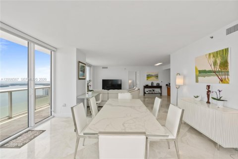 Condo in Miami, Florida, 3 bedrooms № 2145691 - photo 7