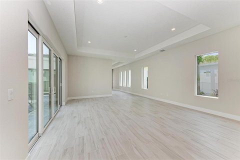 Casa en venta en Bradenton, Florida, 2 dormitorios, 212 m2 № 1734041 - foto 7