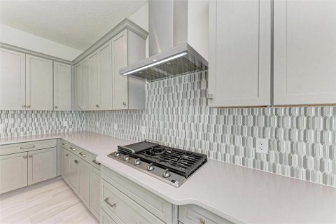 Casa en venta en Bradenton, Florida, 2 dormitorios, 212 m2 № 1734041 - foto 13