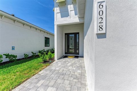 Casa en venta en Bradenton, Florida, 2 dormitorios, 212 m2 № 1734041 - foto 2