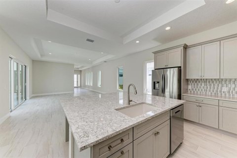Casa en venta en Bradenton, Florida, 2 dormitorios, 212 m2 № 1734041 - foto 14