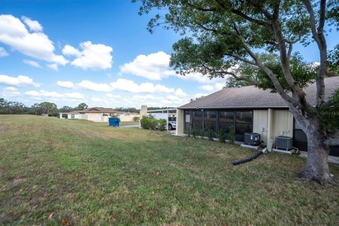 Condominio en venta en Port Richey, Florida, 2 dormitorios, 112.41 m2 № 1885964 - foto 25