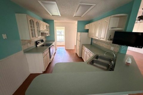 Villa ou maison à vendre à Ocala, Floride: 3 chambres, 141.58 m2 № 2399356 - photo 4