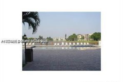 Apartment in Davie, Florida 2 bedrooms, 91.04 sq.m. № 1920178 - photo 12