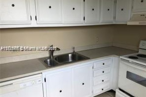 Apartment in Davie, Florida 2 bedrooms, 91.04 sq.m. № 1920178 - photo 7