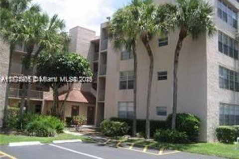 Apartment in Davie, Florida 2 bedrooms, 91.04 sq.m. № 1920178 - photo 2