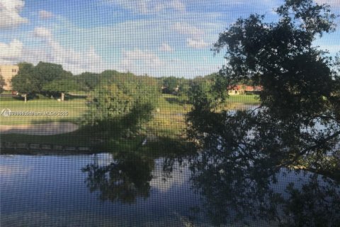 Apartment in Davie, Florida 2 bedrooms, 91.04 sq.m. № 1920178 - photo 4