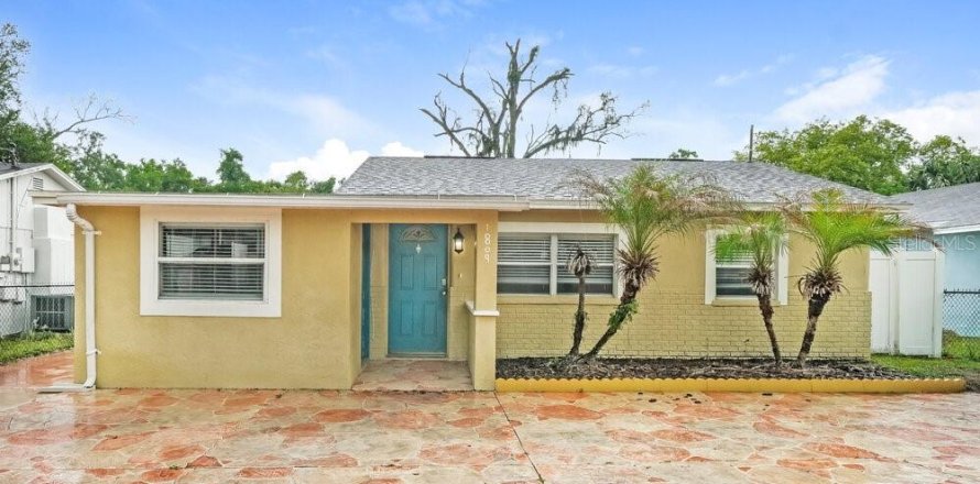 Villa ou maison à Tampa, Floride 3 chambres, 103.59 m2 № 2117100