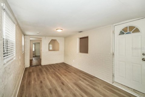 Villa ou maison à louer à Tampa, Floride: 3 chambres, 103.59 m2 № 2117100 - photo 8