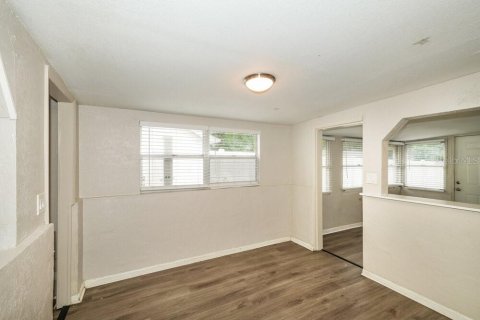 Villa ou maison à louer à Tampa, Floride: 3 chambres, 103.59 m2 № 2117100 - photo 5