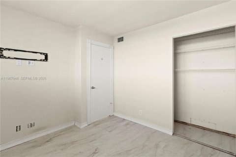 Condominio en venta en North Miami Beach, Florida, 2 dormitorios, 103.12 m2 № 2032626 - foto 29