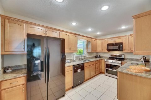 House in Sun City Center, Florida 2 bedrooms, 173.91 sq.m. № 1818931 - photo 17