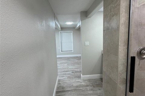 Villa ou maison à vendre à Tampa, Floride: 3 chambres, 217.02 m2 № 2315284 - photo 28