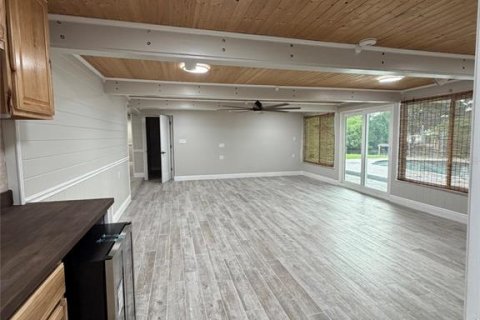 Villa ou maison à vendre à Tampa, Floride: 3 chambres, 217.02 m2 № 2315284 - photo 9