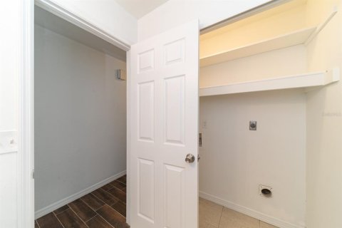 Купить виллу или дом в Лейкленд, Флорида 7 комнат, 117.89м2, № 1678274 - фото 25
