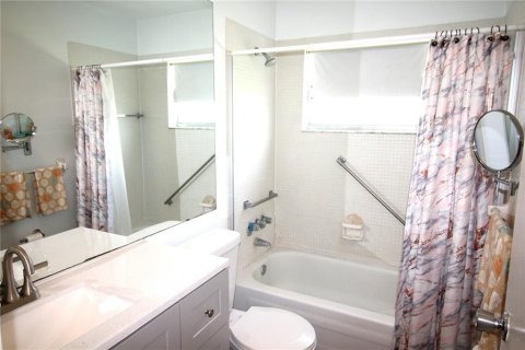 Condominio en venta en Sun City Center, Florida, 2 dormitorios, 89.19 m2 № 1808142 - foto 21