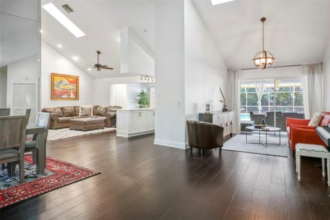 House in Safety Harbor, Florida 4 bedrooms, 206.52 sq.m. № 1873589 - photo 2
