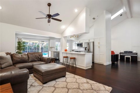 House in Safety Harbor, Florida 4 bedrooms, 206.52 sq.m. № 1873589 - photo 23