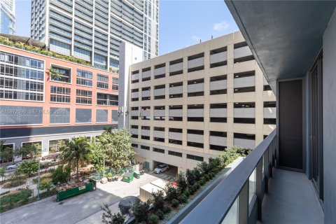 Condominio en alquiler en Miami, Florida, 1 dormitorio, 55.46 m2 № 2035940 - foto 12