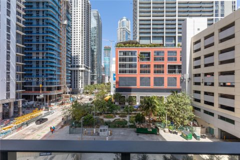 Condominio en alquiler en Miami, Florida, 1 dormitorio, 55.46 m2 № 2035940 - foto 13