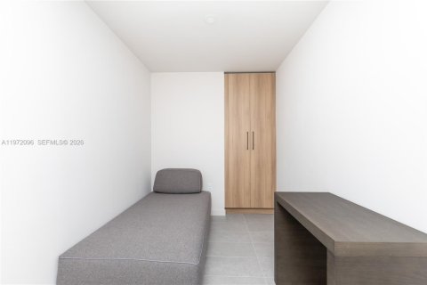 Condominio en alquiler en Miami, Florida, 1 dormitorio, 55.46 m2 № 2035940 - foto 22