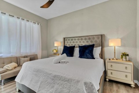 Casa en venta en Davenport, Florida, 4 dormitorios, 184.32 m2 № 2211329 - foto 13