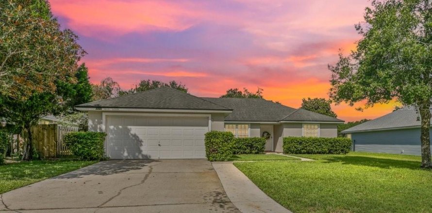 House in Saint Augustine, Florida 3 bedrooms, 149.85 sq.m. № 1919611