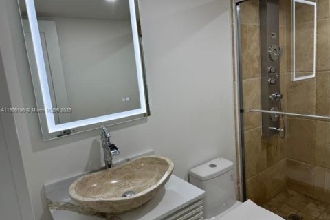 Condominio en alquiler en Aventura, Florida, 2 dormitorios, 120.12 m2 № 1966035 - foto 30