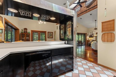 House in Ormond Beach, Florida 5 bedrooms, 325.16 sq.m. № 2322804 - photo 9