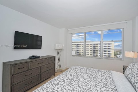Copropriété à vendre à Miami Beach, Floride: 2 chambres, 119.84 m2 № 1982502 - photo 5