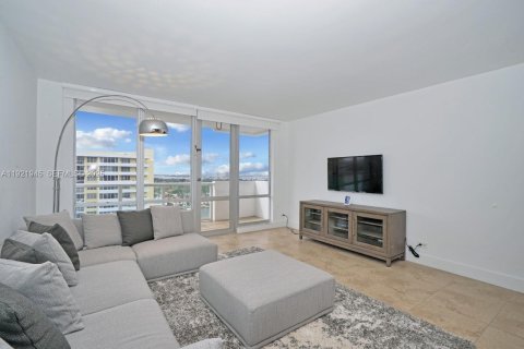 Copropriété à vendre à Miami Beach, Floride: 2 chambres, 119.84 m2 № 1982502 - photo 6