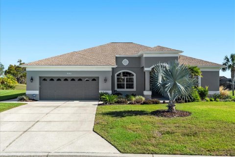 Casa en venta en Weeki Wachee, Florida, 3 dormitorios, 224.64 m2 № 2214016 - foto 2