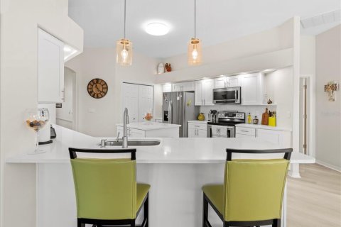 Casa en venta en Weeki Wachee, Florida, 3 dormitorios, 224.64 m2 № 2214016 - foto 7
