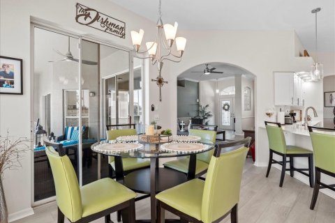 Casa en venta en Weeki Wachee, Florida, 3 dormitorios, 224.64 m2 № 2214016 - foto 5