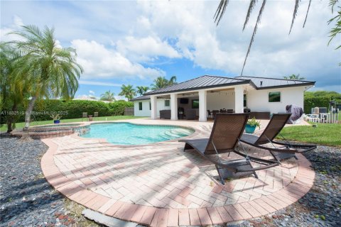 House in Homestead, Florida 3 bedrooms, 171.5 sq.m. № 1825900 - photo 23