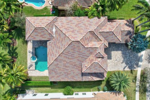 House in Delray Beach, Florida 6 bedrooms, 513.38 sq.m. № 1020142 - photo 1